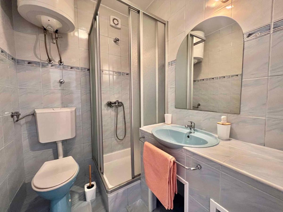Apartments In Dramalj 45034 Екстериор снимка