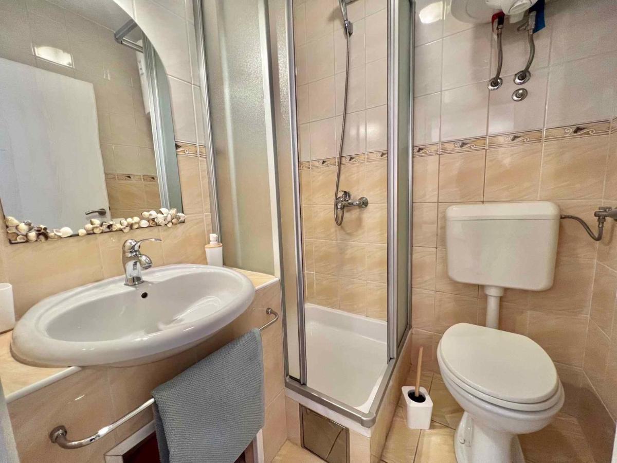 Apartments In Dramalj 45034 Екстериор снимка