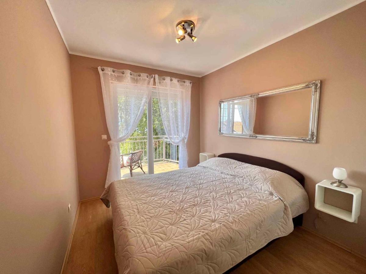 Apartments In Dramalj 45034 Екстериор снимка