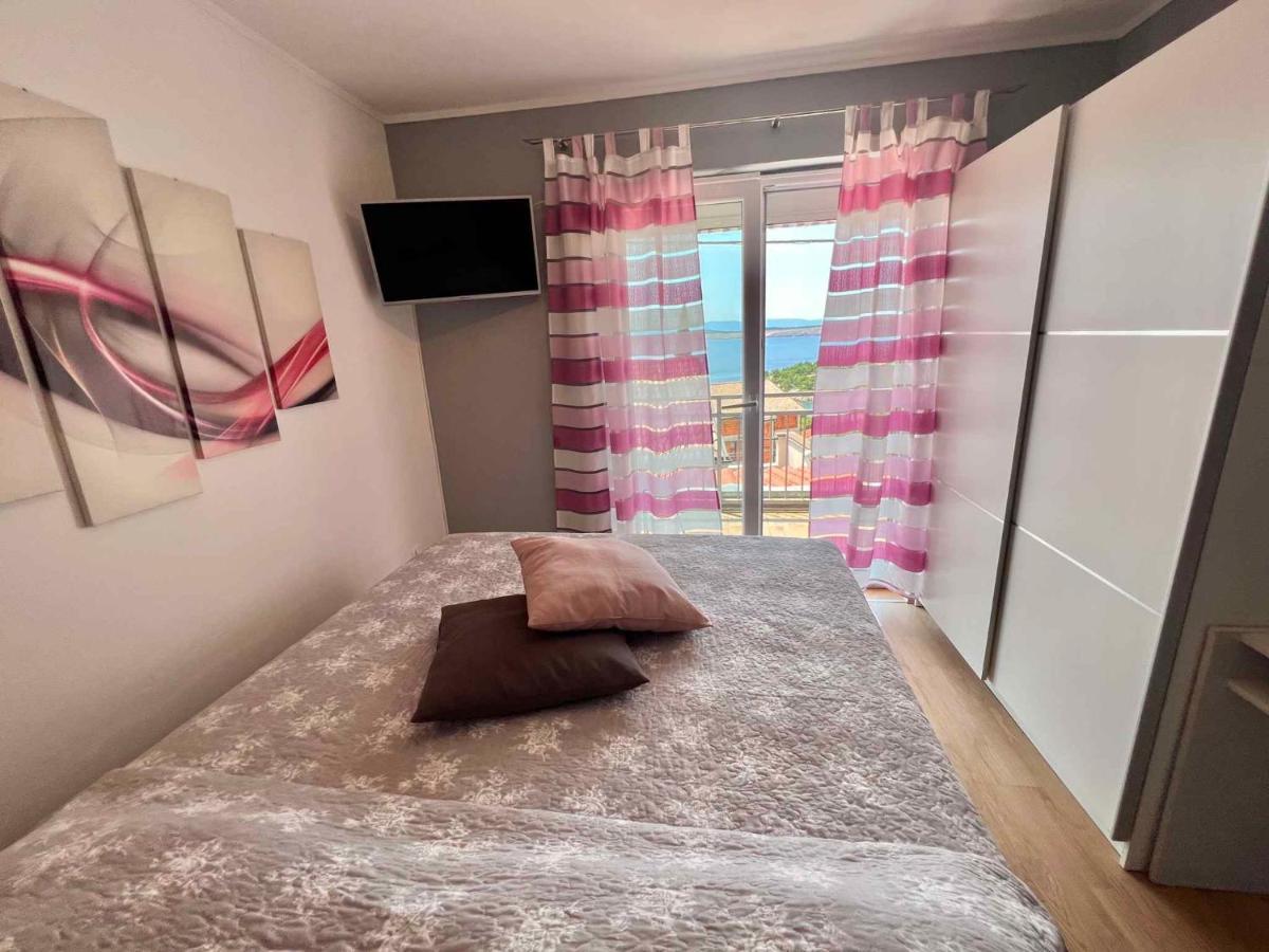 Apartments In Dramalj 45034 Екстериор снимка